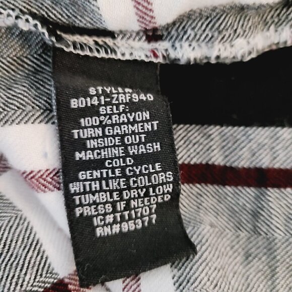 Sanctuary Boyfriend Shirt S Black White Burgundy Plaid Soft Button-Front… - Picture 5 of 8